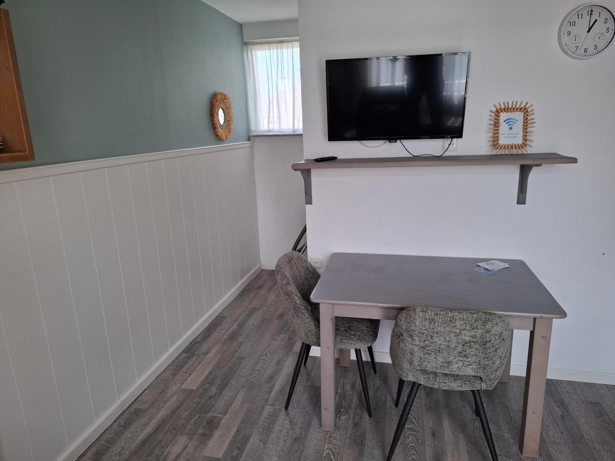 Appartement vlakbij strand en centrum Zoutelande Buitenkant foto